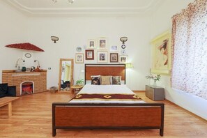 Quarto básico | Wi-Fi de cortesia