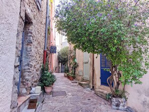 Property grounds - Villa La Romane by Interhome (Ramatuelle)