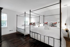 6 bedrooms, iron/ironing board, free WiFi, bed sheets - 14 Beds Game Room Fire Pit (Louisville)