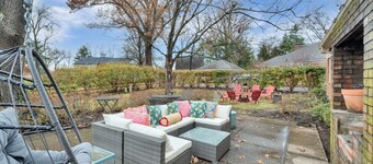 14 Beds Game Room Fire Pit