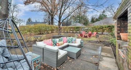 14 Beds Game Room Fire Pit