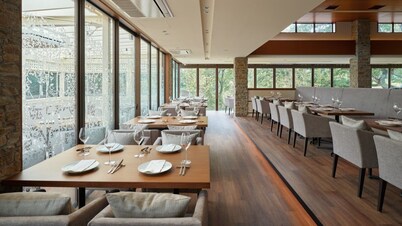 ADVENTURES ISLAND KOYARUZAWA LODGE