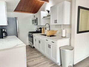 Fridge, microwave, oven, stovetop - 7 Blocks to the Beach with Firepit, Grill, & Stocked Kitchen (San Diego)