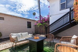 Terrace/patio - 7 Blocks to the Beach with Firepit, Grill, & Stocked Kitchen (San Diego)