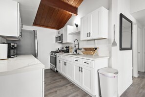 Fridge, microwave, oven, stovetop - 7 Blocks to the Beach with Firepit, Grill, & Stocked Kitchen (San Diego)