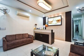 Reception - hotel akaal heights (Amritsar)