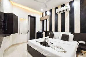 Habitació Deluxe | Espai de treball apte per a portàtils i wifi gratuïta 