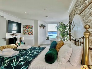 1 quarto, ferros/tábuas de passar roupa, Wi-Fi, roupa de cama