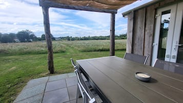 Buiten dineren