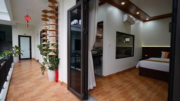 Rom – basic, bassengutsikt | Wi-fi (inkludert)