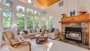 صورة غير مصنفة، 2 من 52، زرّ