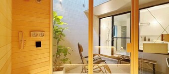 Modern Onomichi Oasis: Private Sauna Retreat