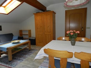 Interior - Apartment (03) with balcony and extra kitchen (Reit im Winkl)