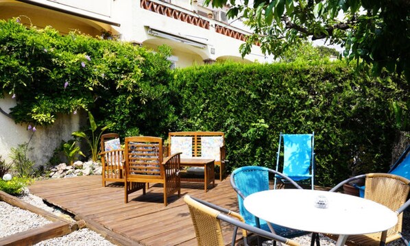 Outdoor dining - Holiday House L'estartit 132 (Torroella de Montgrí)