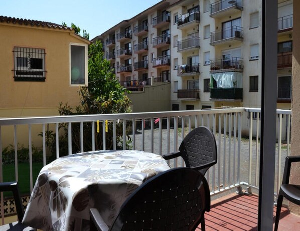Outdoor dining - Holiday Rental L'estartit 75 (Torroella de Montgrí)