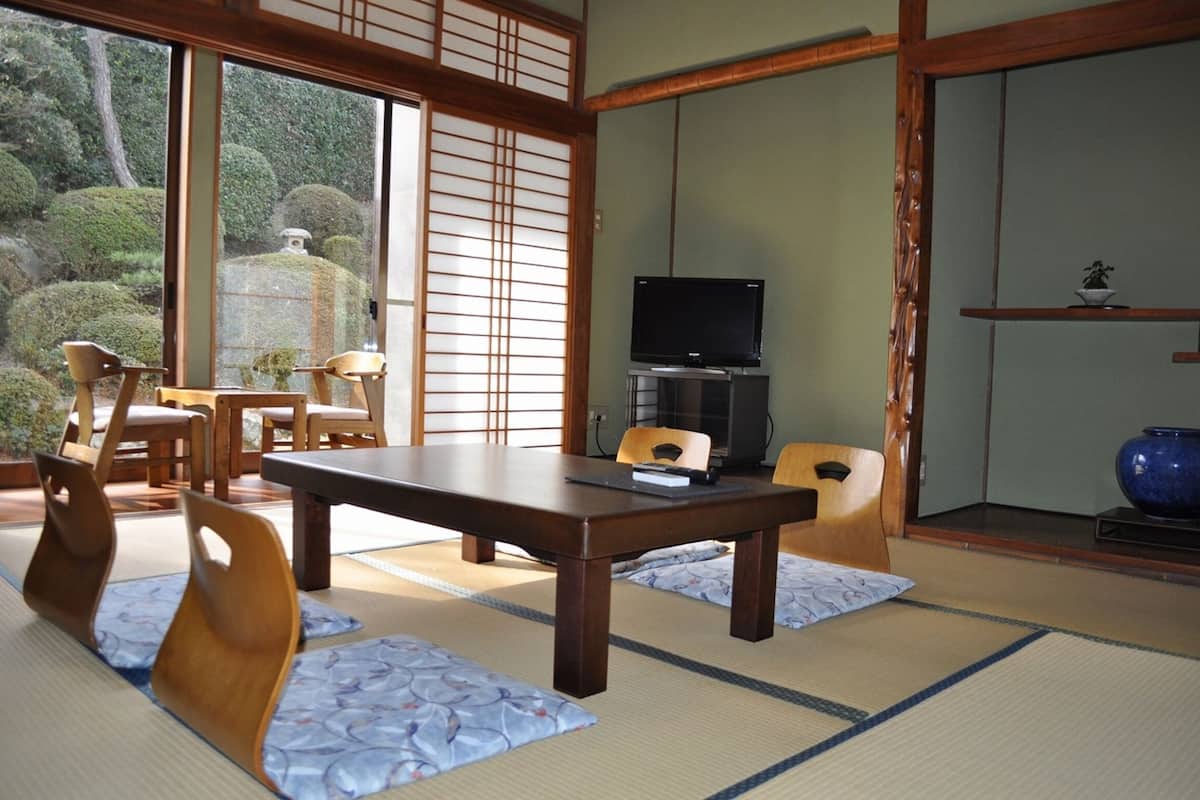 Traditionele kamer, niet-roken, uitzicht op tuin (Japanese Style) | Een bureau, gratis wifi