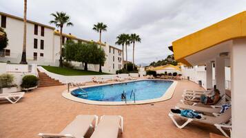 Piscina a l'aire lliure