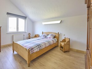 2 bedrooms, Internet