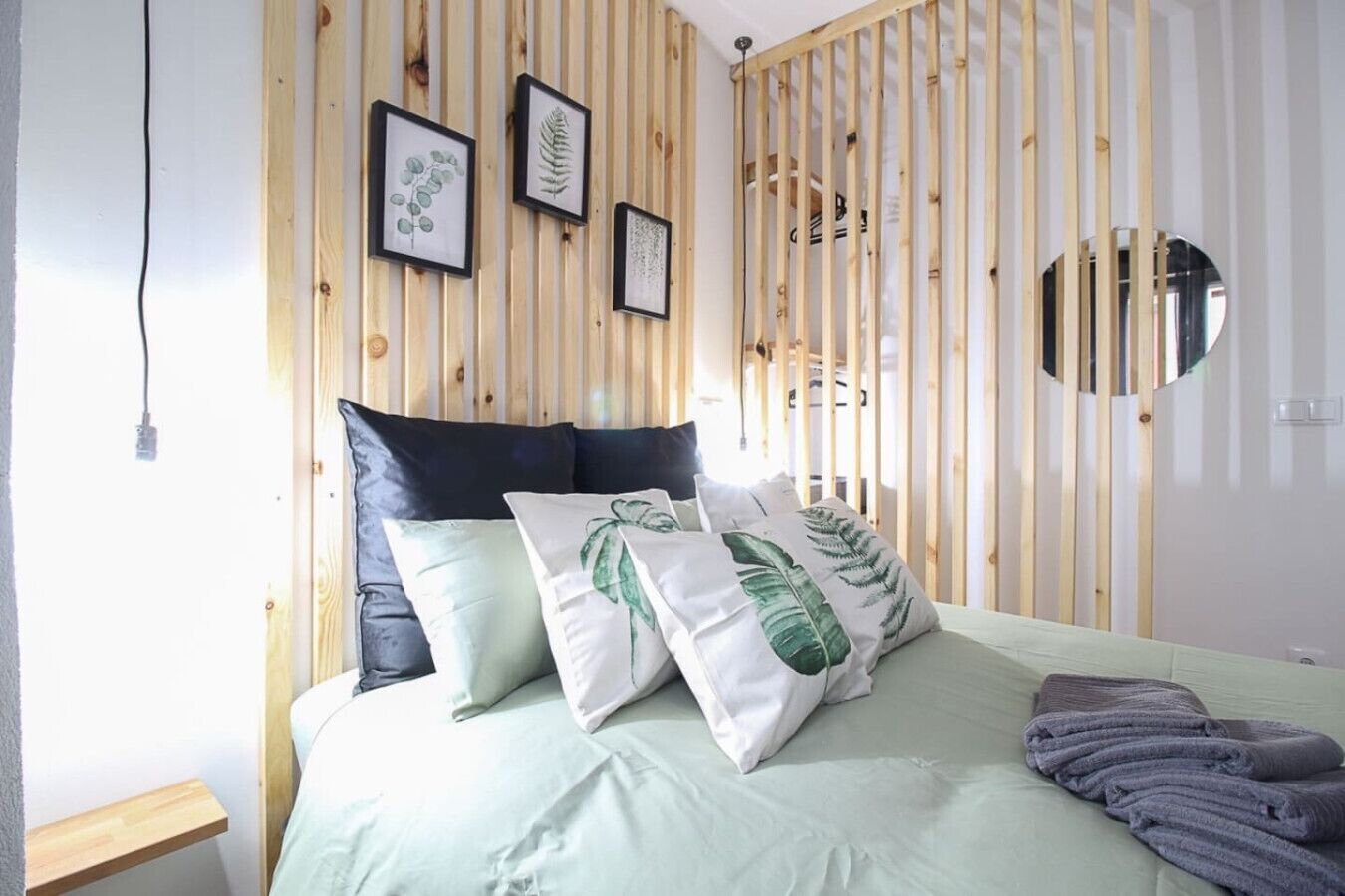 Strykjärn/strykbräda, wi-fi och sängkläder