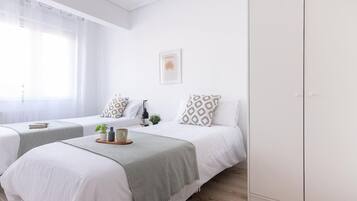 2 habitaciones, cuna de viaje, wifi y ropa de cama