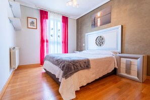 2 Schlafzimmer, Bügeleisen/Bügelbrett, WLAN, Bettwäsche