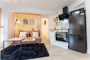 Interior - Suite moderna con diseño natural |Centro Santander (Santander)