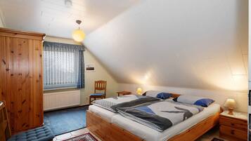 2 Schlafzimmer, Bügeleisen/Bügelbrett, kostenloses WLAN, Bettwäsche