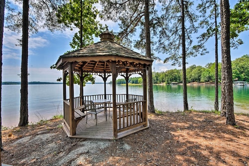 Tee Times & Lake Days! Luxe Keowee Key Living