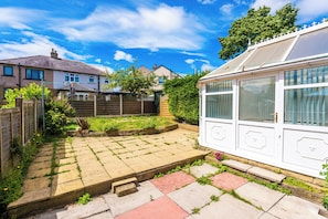 Exterior - Comfortable Stay - Royd Croft (Huddersfield)