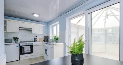 Comfortable Stay - Royd Croft