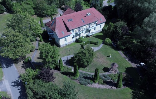Apartment 'Parkblick' with Shared Garden and Wi-Fi