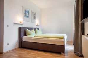 1 bedroom, free WiFi, bed sheets, wheelchair access