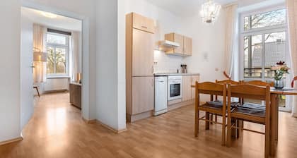 Apartamento 'Landhaus 5' con jardín compartido, balcón y Wi-Fi