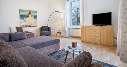 Ferienwohnung 'Landhaus 5' mit Gemeinschaftsgarten, Balkon und Wi-Fi