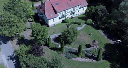 Apartment 'Knappenstube 7' in a Hotel with Shared Garden, Balcony and Wi-Fi