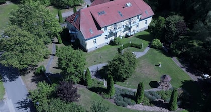 Appartement 'BurgfrÀulein 9A' avec jardin partagé et Wi-Fi