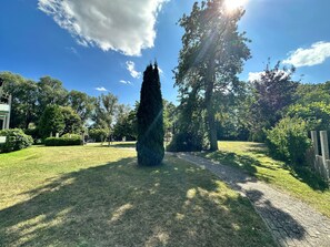 Property grounds - Apartment 'Gutsfrau 14' with Shared Garden and Wi-Fi (Groß Plasten)