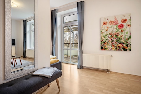 TV. Apartment 'Landgräfin 12' with Shared Garden and Wi-Fi