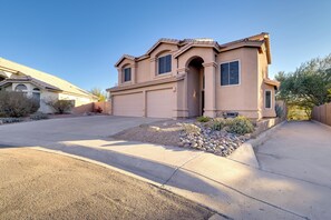 Exterior - Home on Golf Course w/ Private Pool in Phoenix! (Phoenix)