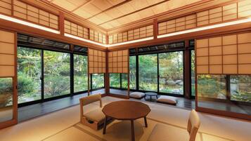 Superior-Villa, Nichtraucher, Gartenblick (NOZAKI, Suite Private) | Wohnbereich
