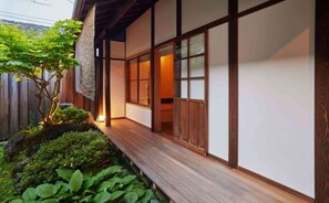 Deluxe-Zweibettzimmer, Nichtraucher, Gartenblick (MITAKE, 850m from front desk) | Ausblick vom Zimmer