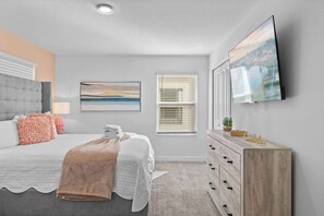 5 bedrooms, desk, iron/ironing board, travel crib