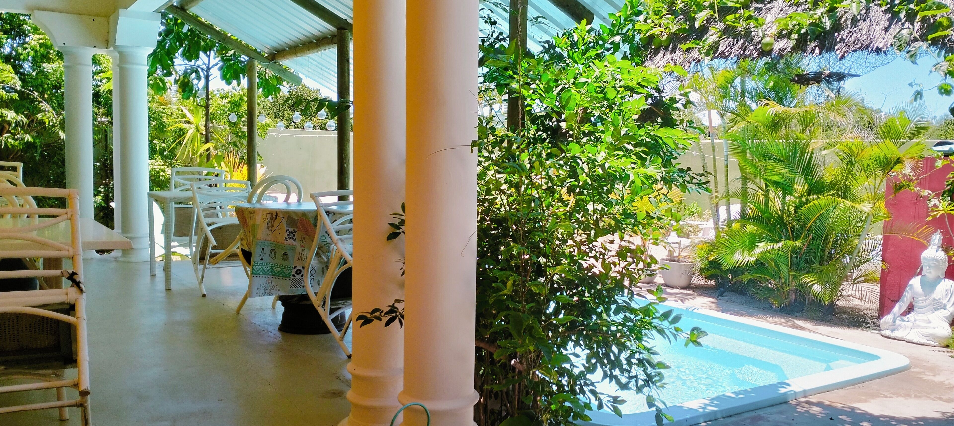 บริเวณภายนอก