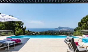Indoor pool, outdoor pool - House 10 People (Altea)