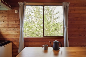In-room dining - rinne 2nd living Kitakaruizawa Forest (Tsumagoi)