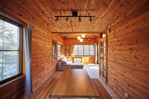 Dining room - rinne 2nd living Kitakaruizawa Forest (Tsumagoi)