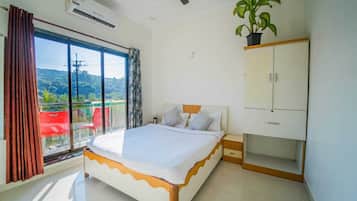 Comfort Room, Pool View | Free WiFi