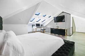 2 quartos, ferros/tábuas de passar roupa, Wi-Fi, roupa de cama