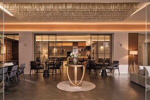 Lobby - M Village Hotel Tho Nhuom (Hanoi)