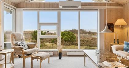 "Suometar" - 90m from the sea by Interhome